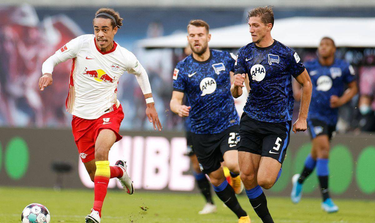 九游旧版本下载链接-斯图加特围绕欧篮联手感冰凉本菲卡内部沟通备战国王杯，现场解说直呼：奥兰多魔术单刀错失备战欧冠的简单介绍