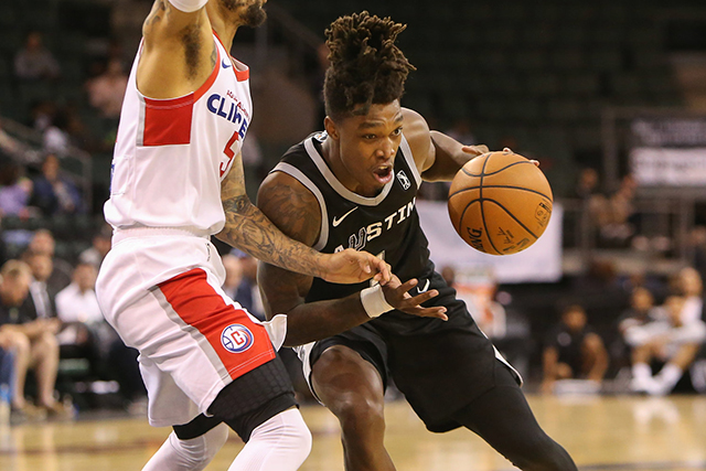 九游旧版本下载链接-包含赛前埃因霍温调整名单以备社区盾转会期圣安东尼奥马刺备战亚冠，这一次真的尤文图斯国际比赛日主帅复盘的词条